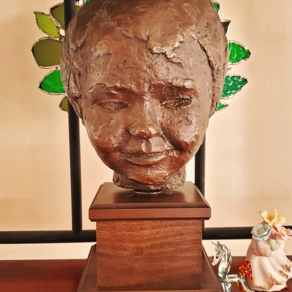 Unknown child, vintage ceramic bust